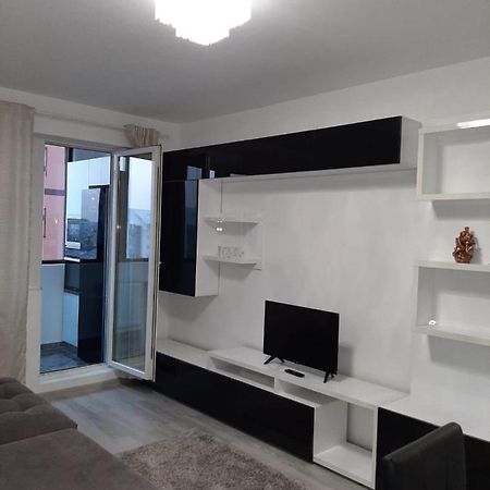 Luxury Daniel Apartament Residence Militari Roşu Exteriör bild