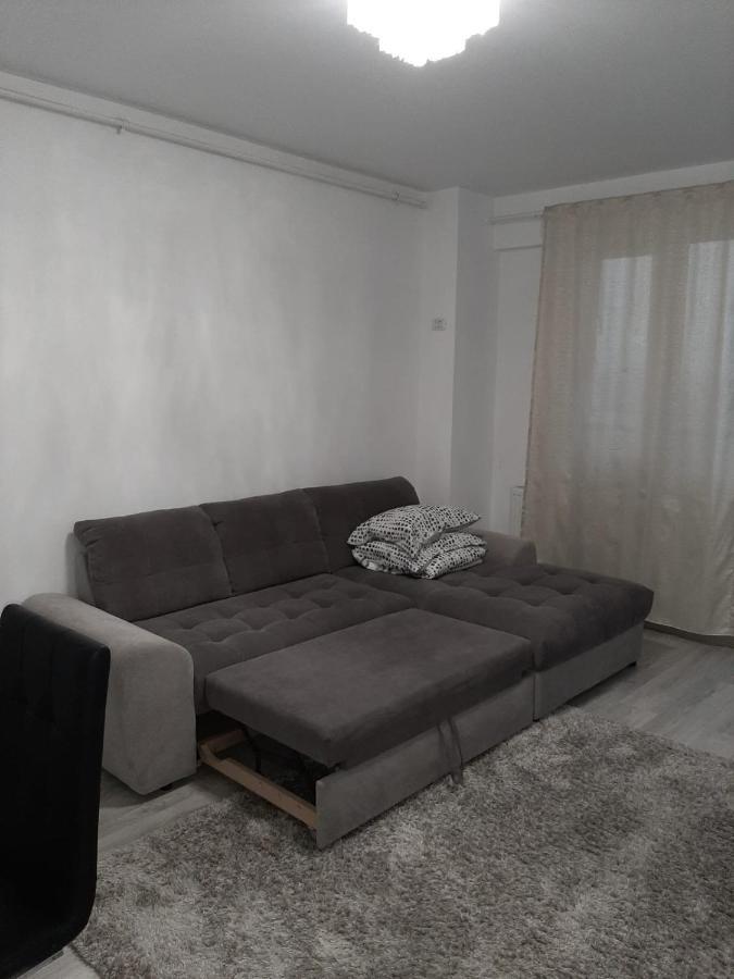 Luxury Daniel Apartament Residence Militari Roşu Exteriör bild