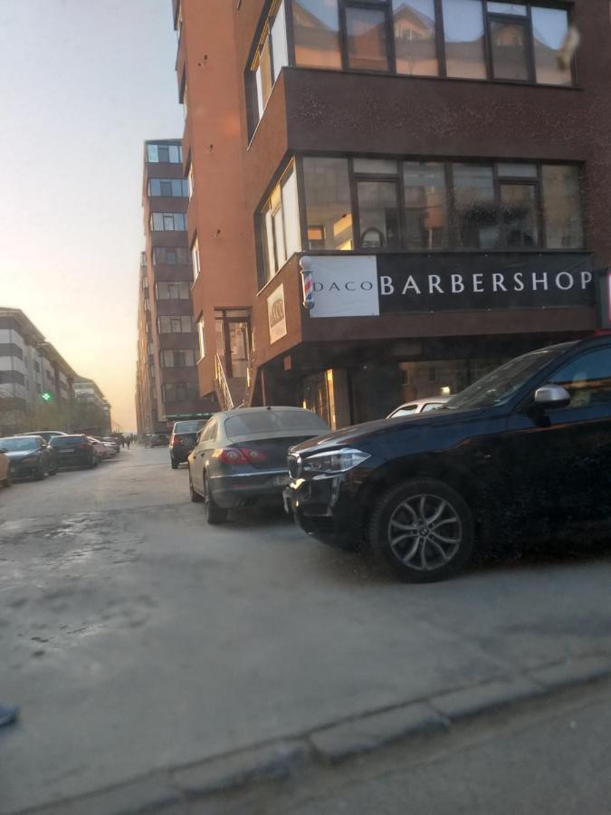 Luxury Daniel Apartament Residence Militari Roşu Exteriör bild