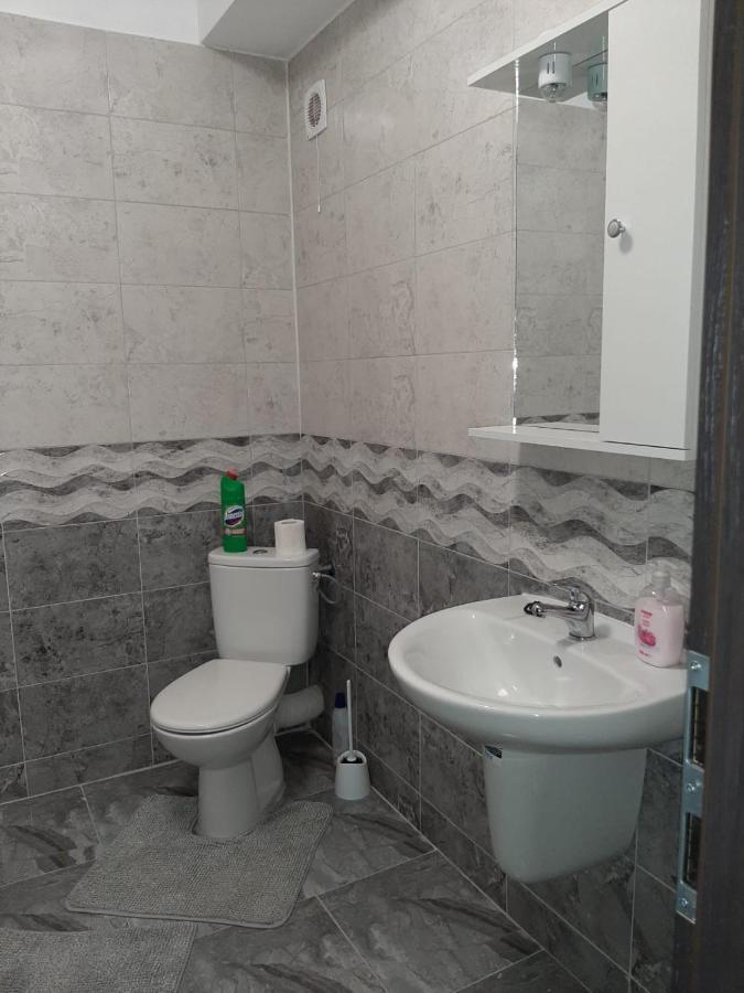 Luxury Daniel Apartament Residence Militari Roşu Exteriör bild