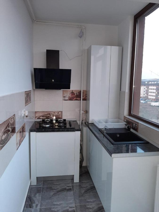 Luxury Daniel Apartament Residence Militari Roşu Exteriör bild