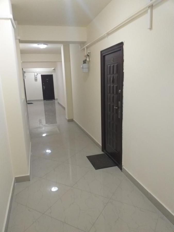Luxury Daniel Apartament Residence Militari Roşu Exteriör bild