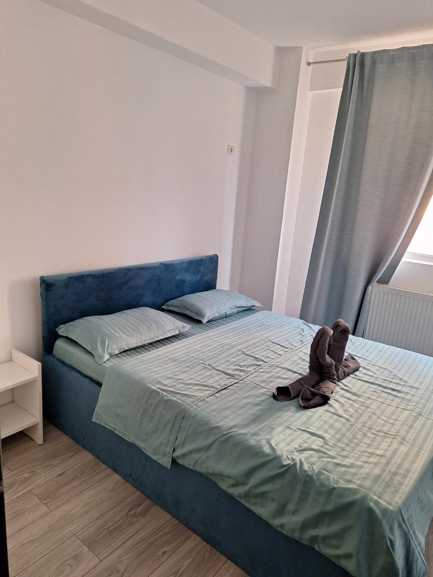 Luxury Daniel Apartament Residence Militari Roşu Exteriör bild
